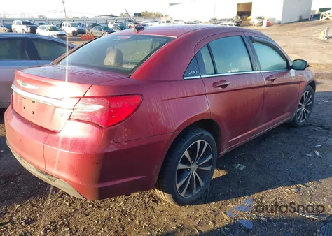 2013 Chrysler 200 Touring z USA, uszkodzony, nr VIN 1C3CCBBB3DN525078
